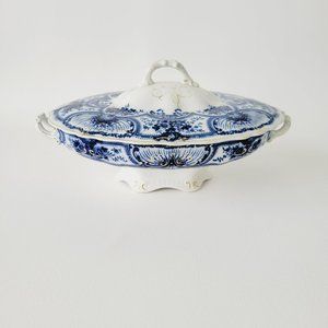 J&G Meakin Flow Blue Covered Vegetable Dish, Embossed w/Gold Accents, England